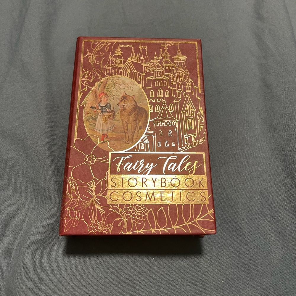 Storybook Cosmetics Little Red Riding Hood Palette